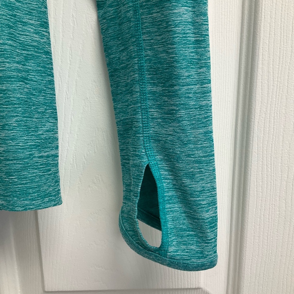 North Face 3/4 Zip Base Layer Shirt - Picture 4 of 7